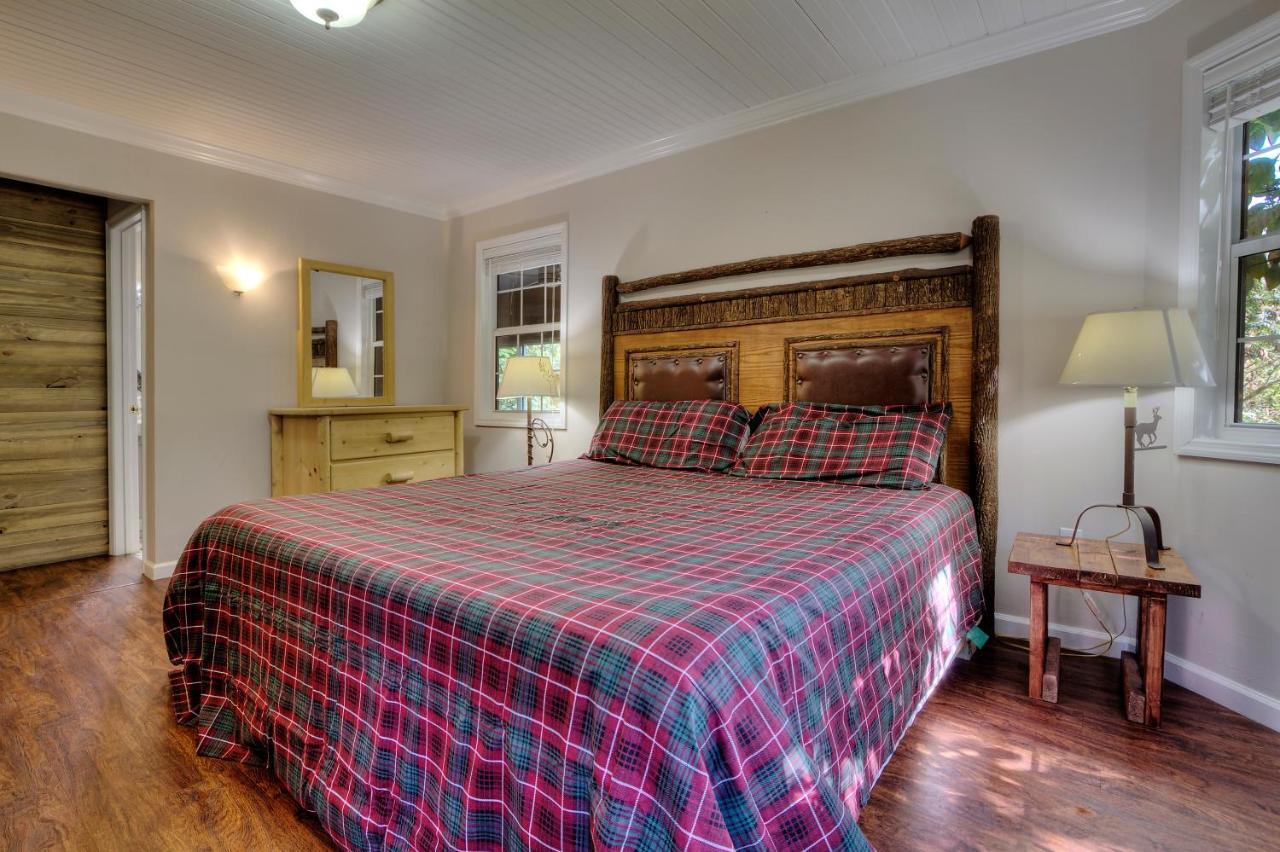 5Bedrooms*4King Beds*Outstanding Location*Hottub* Sevierville Exterior photo